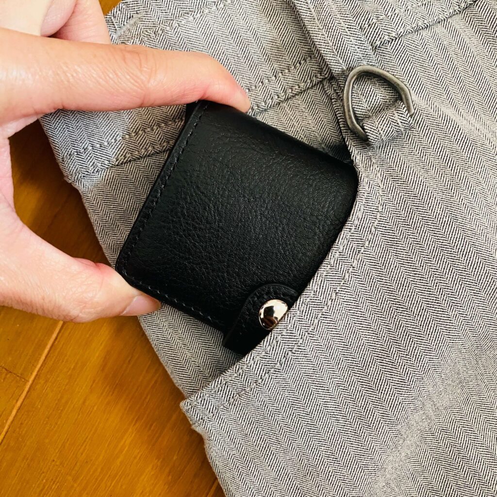 ドンテポーナのミニ財布ポケットサイズ